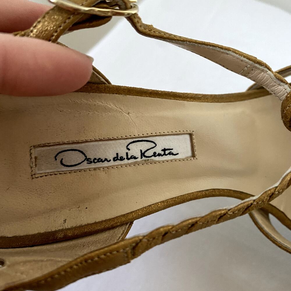 Oscar de la Renta Leather T-Strap Cut Out Braided Metallic Gold Pumps Size 37 - Picture 7 of 10